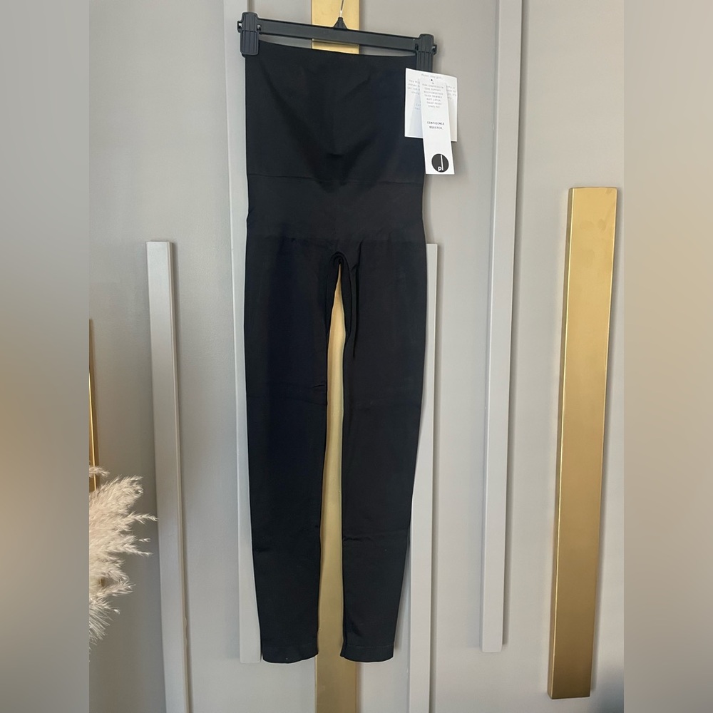 Preggo snapback, postpartum High-Waist Black Legging with Waist Shaper